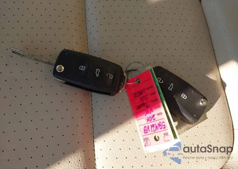 2015 Volkswagen Tiguan Se z USA, uszkodzony, nr VIN WVGAV7AX1FW581472